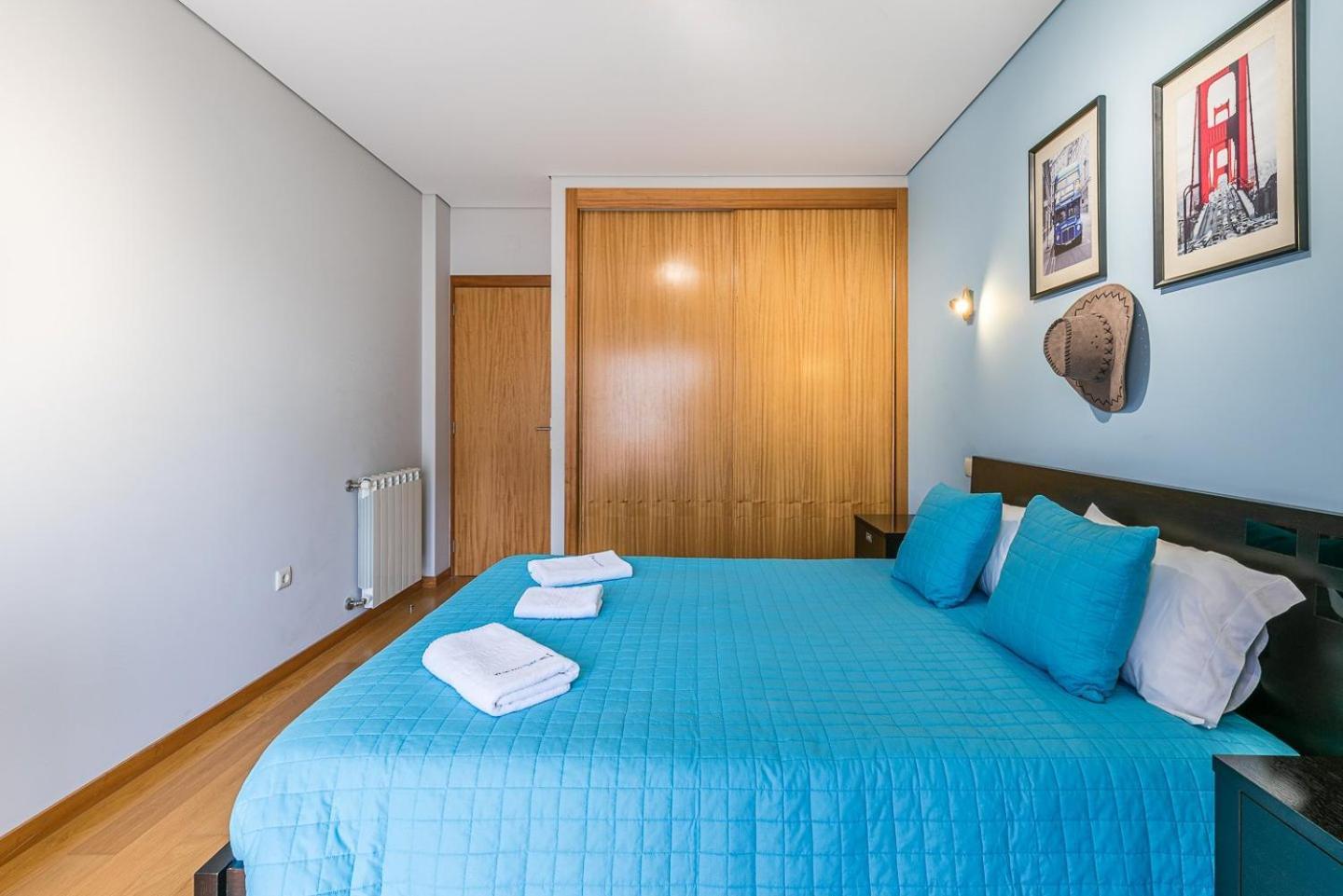 Guestready - Luxe Living By The Pool Apartman Póvoa de Varzim Kültér fotó