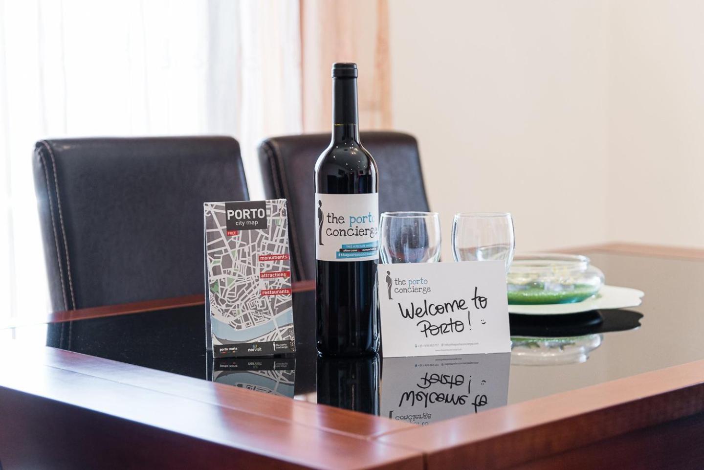 Guestready - Luxe Living By The Pool Apartman Póvoa de Varzim Kültér fotó